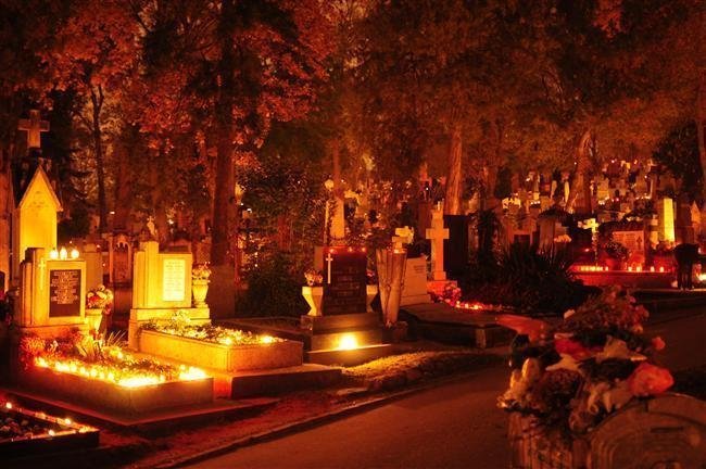 Luminația sau Ziua Morților. Ce tradiții se respectă