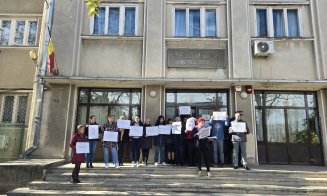 Prima grevă din istoria Arhivei Naţionale a României. Ce au cerut sindicaliștii: „Am recurs la această formă pentru că suntem disperaţi”