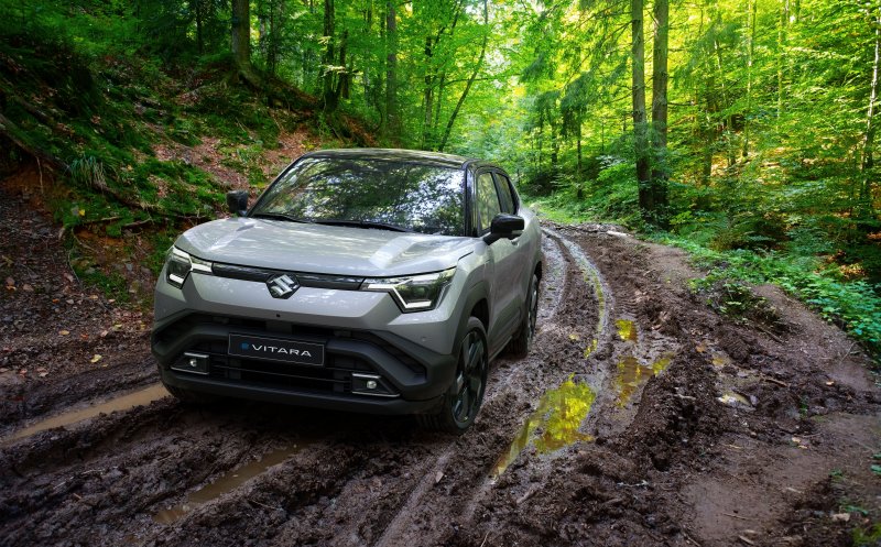Suzuki lansează primul său vehicul 100%electric, eVitara,în Europa