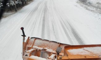 Primele acțiuni de deszăpezire și combatere a poleiului pe drumurile județene, în zona de munte a județului Cluj