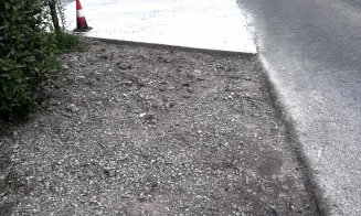 Au început lucrările pentru realizarea trotuarelor într-o comună din județul Cluj. Tișe: „Creștem calitatea vieții”