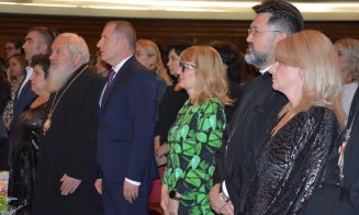 Elevii și profesorii merituoși ai Clujului, recompensați de Consiliul Județean: "Cea mai bună investiție pe care o pot face părinții este cea în 