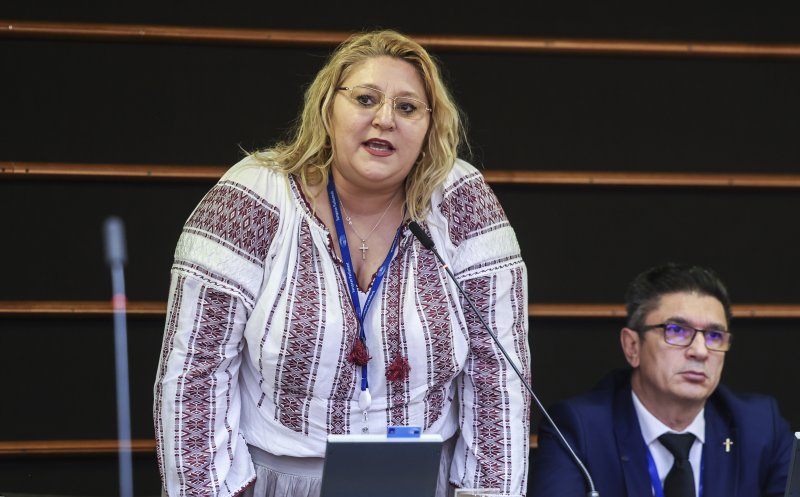 Diana Şoşoacă: Ziua Naţională a fost fraudată / Chem toate forţele suveraniste să intrăm la guvernare, chiar şi cu un guvern minoritar