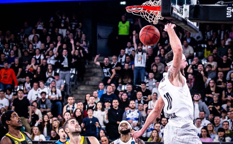 Zach Hankins a finalizat una dintre cele mai spectaculoase acțiuni ale lunii noiembrie în EuroCup