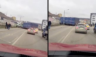 Primele camioane care transportă "cârtiţele" pentru METROU au ajuns la Floreşti