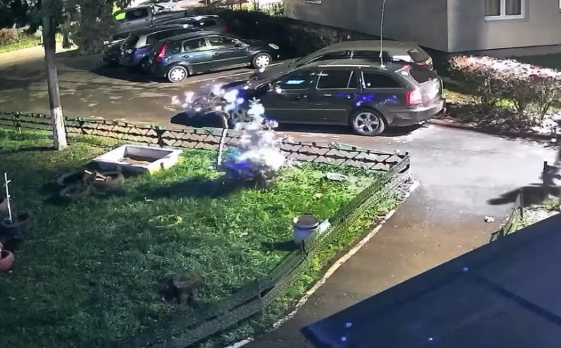 Instalații de Crăciun, furate de un tânăr în Cluj! Momentul, surprins de camerele de supraveghere
