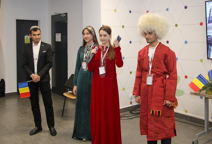 Tradiții Românești și Experiențe Interculturale: Evenimente UTCN pentru Studenții Internaționali