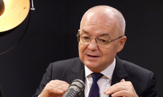 Emil Boc, luat la rost de un taximetrist în București / "Prosperitatea trebuie să aibă accesibilitate de masă"