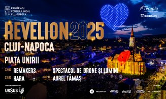 Revelion 2025 la Cluj-Napoca: atmosferă de sărbătoare, concerte, spectacol de drone și lumini în Piața Unirii