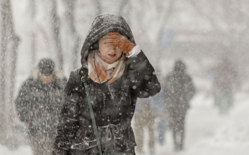 Viscol puternic în mai multe județe, inclusiv în Cluj. Meteorologii au emis Cod portocaliu și galben