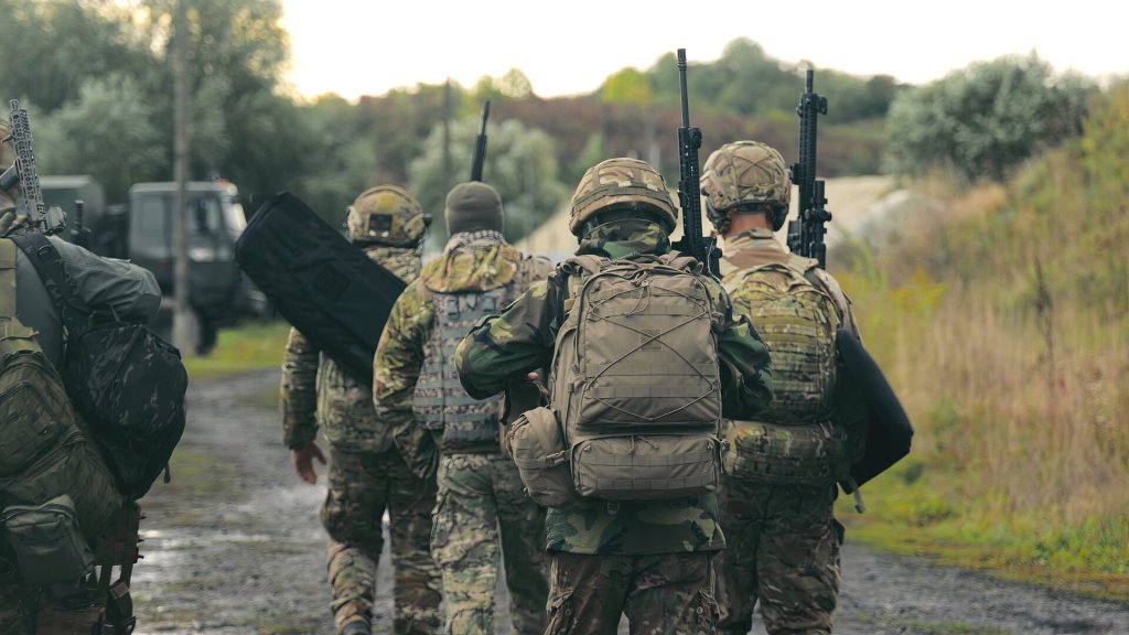 Va deveni armata obligatorie în România? Ce răspuns a dat ministrul Apărării