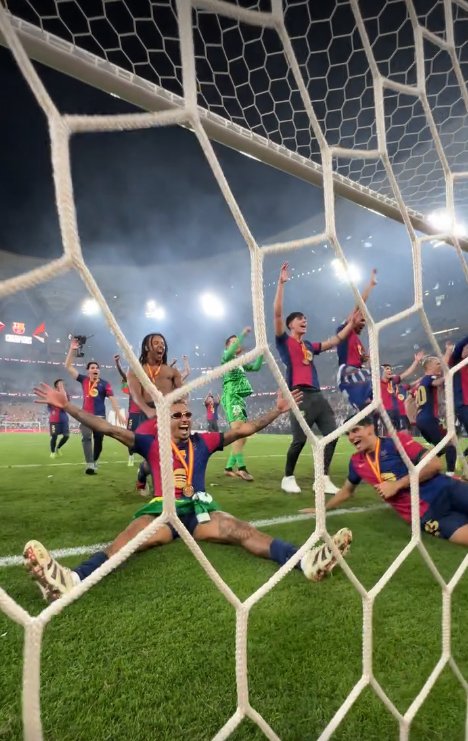 Barcelona a spulberat-o pe Real într-un El Clasico pentru Supercupa Spaniei