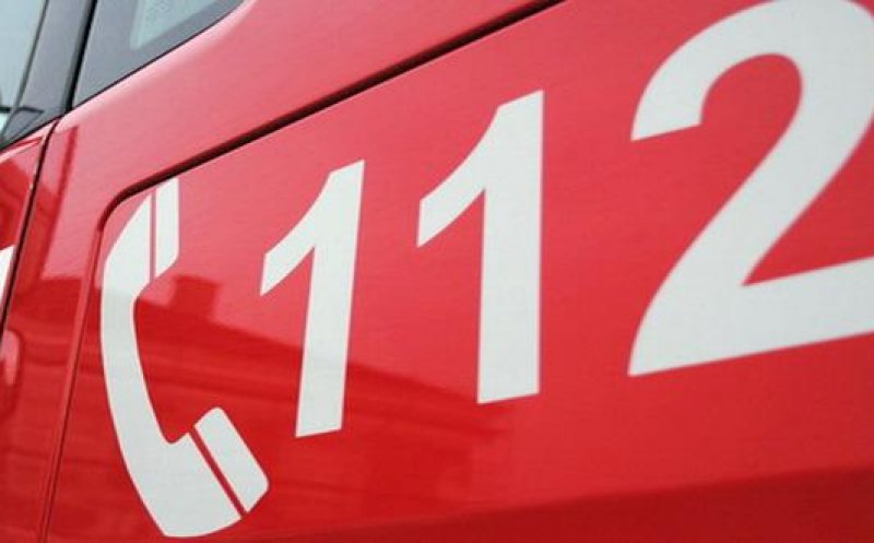 Incendiu în Cluj: Acoperișul unei case a fost cuprins de flăcări