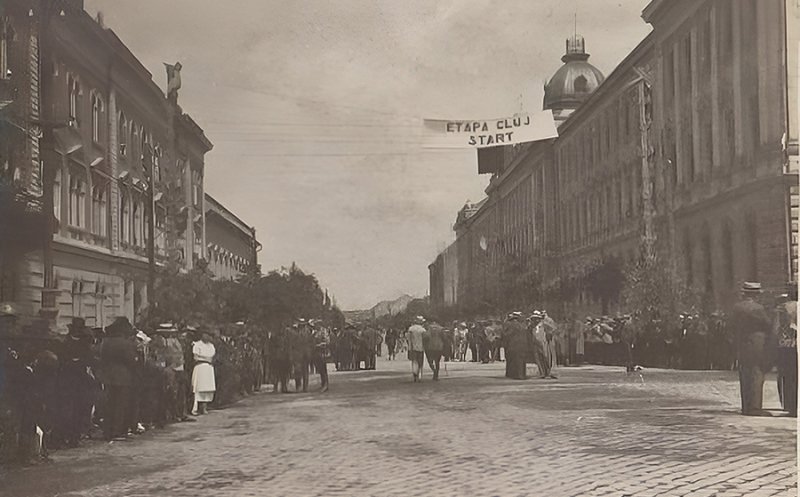 Vechiul Cluj: Linia de start pentru Cursa de Coastă Internațională de automobile și motociclete de pe Feleac