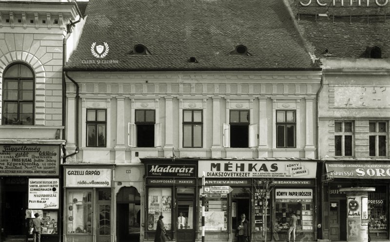 Piaţa Unirii, în anii 1940 - 1944