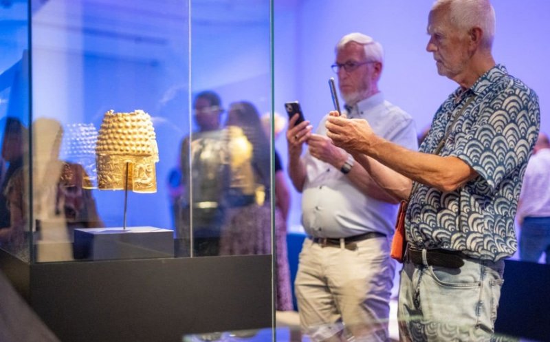 Furtul din Tezaurul Dacic: Poliţiştii nu exclud existenţa unui al patrulea făptuitor şi nici implicarea unor români