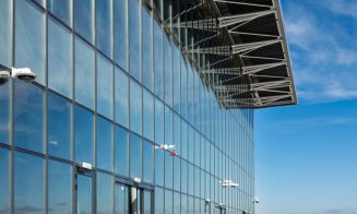 Terminal nou, pe 3 nivele, inaugurat la un aeroport din Transilvania cu o cursă spre Londra