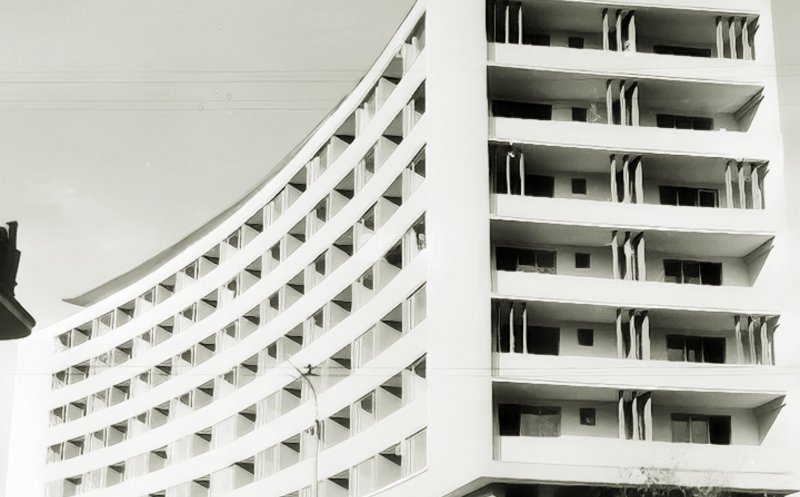 Blocul și Cinematograful ,,Republica", în anii 1970