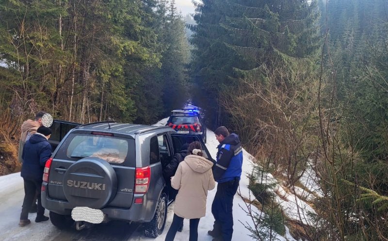 Acţiune de salvare în zona de munte a Clujului. 4 turiști blocați pe un drum forestier
