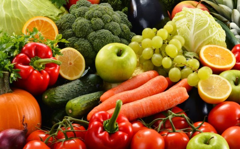 TOPUL fructelor și legumelor contaminate cu pesticide/ Cum poți reduce expunerea la aceste chimicale