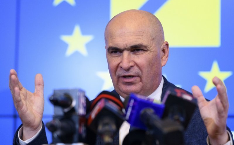 Cine preia interimatul şi care sunt atribuţiile, după plecarea lui Iohannis