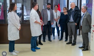 Un reputat imunolog francez, în vizită la UMF Cluj, unde a susținut și o conferință