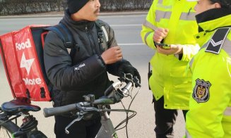 Controale în tot Clujul la livratorii de mâncare