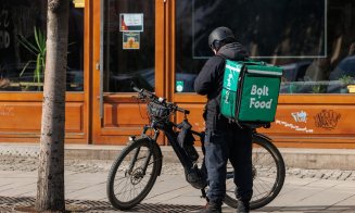 Controale în tot Clujul la livratorii de mâncare