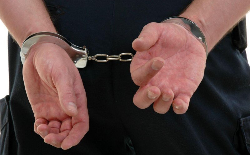 Bărbat din Cluj adus în România din Spania după ce a fost dat în urmărire internațională