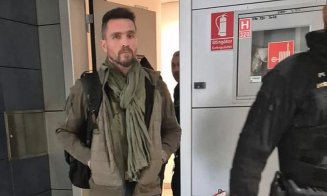 Eugen Sechila, omul lui Călin Georgescu, oprit pe aeroport și dus la Parchetul General