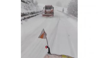 Iarna nu se lasă încă dusă! La munte ninge ca-n povești