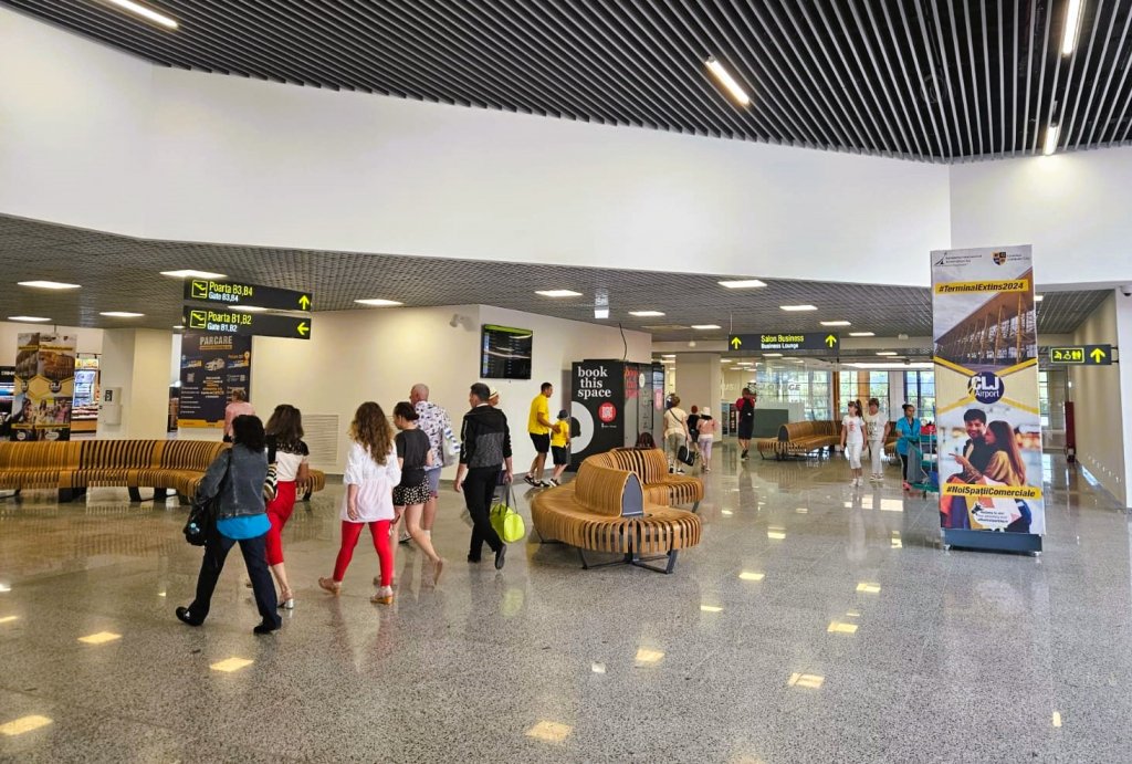 Aeroportul Cluj rămâne primul după cel din Capitală în topul pasagerilor din România. Câți au fost îmbarcați/debarcați