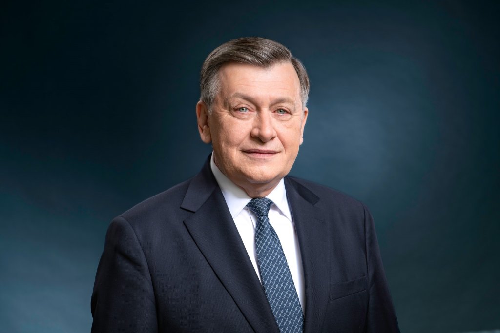 Oficial! Când își depune Crin Antonescu candidatura pentru alegerile prezidențiale