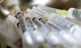 Cum ne îmbolnăvesc conspirațiile cu vaccinuri: 77.8% din cazurile de rujeolă din UE, în România/ De vaccinul HPV cei mai mulți "nu vor nici să audă"