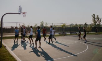 Ministerul Educației a publicat LISTA concursurilor sportive pentru care elevii pot lua bursă de merit