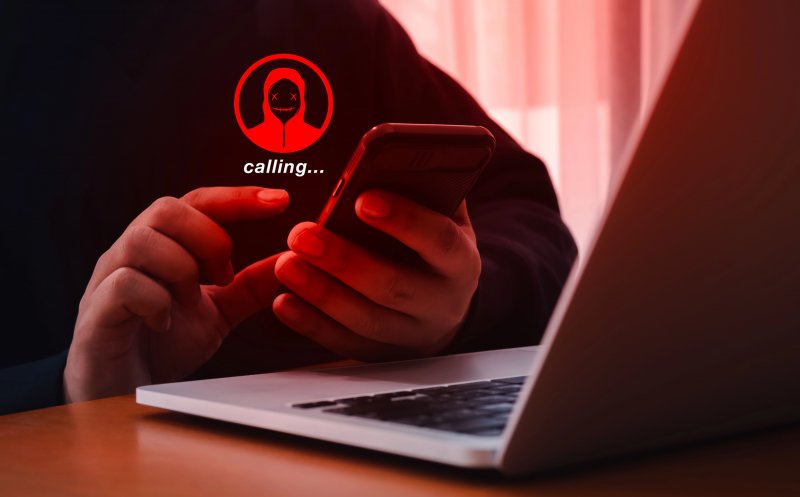 Atenție la țepele telefonice de tip „vishing”. Cum vă puteți feri