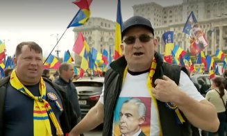 Românii vrăjiţi de Georgescu, la mitingul neautorizat: "Am venit să îl venerăm"