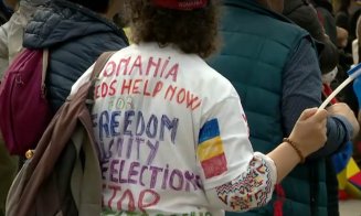 Românii vrăjiţi de Georgescu, la mitingul neautorizat: "Am venit să îl venerăm"
