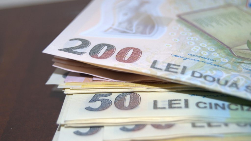 Românii cu credite ipotecare cu dobândă variabilă vor plăti mai puțin. IRCC-ul a scăzut ușor
