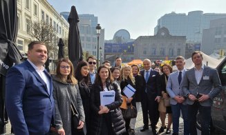Rareș Bogdan, gazdă la Bruxelles pentru viitorii specialiști ai României: „Îți crește inima când îi vezi!”