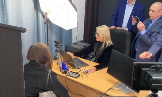 Premieră la Cluj! Prima carte electronică de identitate din România a fost emisă. Cine o deține