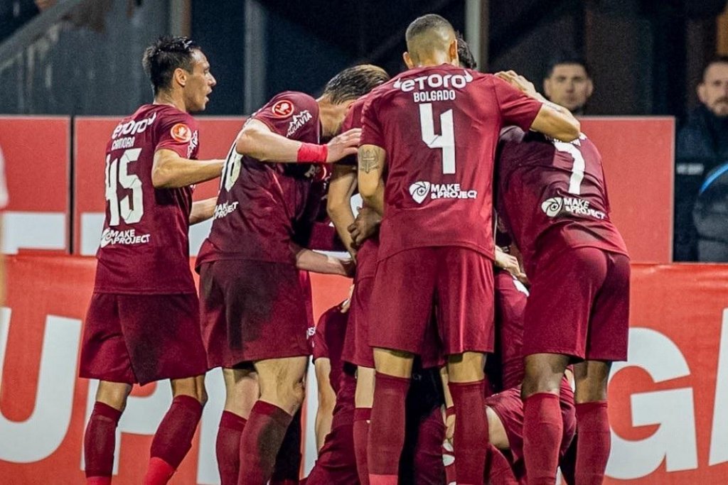 CFR Cluj și CS U Craiova se duelează azi pentru un loc în "careul de ași" al Cupei României