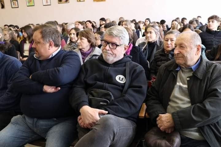 Fiul lui Remus Câmpeanu, legenda Universității Cluj, spune STOP MANIPULĂRII: "La U au jucat mulți jucători unguri foarte respectați de-a lungul vremii"