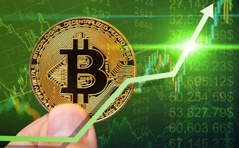 Creșterea uriașă pentru Bitcoin până la finalul anului. Cât ar putea valora criptomoneda