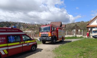 Accident cumplit în Cluj: Bărbat în stare critică după ce și-a prins piciorul într-o motocoasă