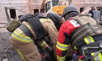 Trump, reacţie sinistră în care scuză Rusia după ce a omorât cu rachete civili în Ucraina când ieşeau de la biserică de Florii
