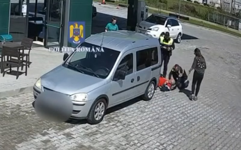 Momentul în care doi polițiști salvează viața unui bărbat prăbușit într-o benzinărie: "Trăiește datorită lor!"