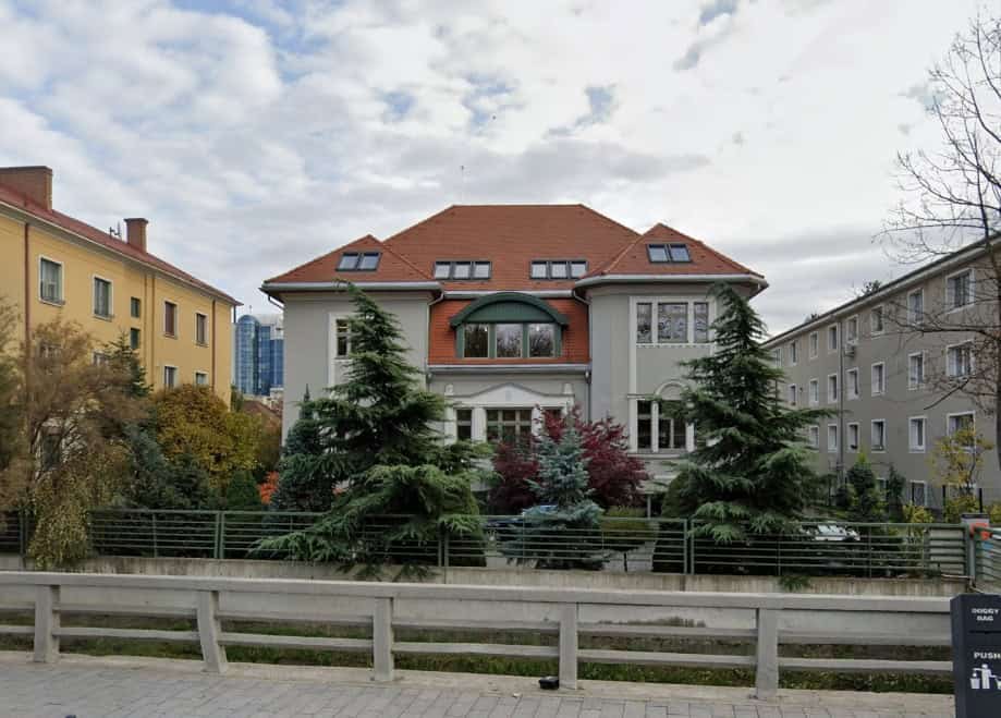 Reacția finanțatorului CFR Cluj, după ce a vândut VILA de LUX cu vedere la Parcul Central, cu peste 9 milioane de euro, fundației UDMR