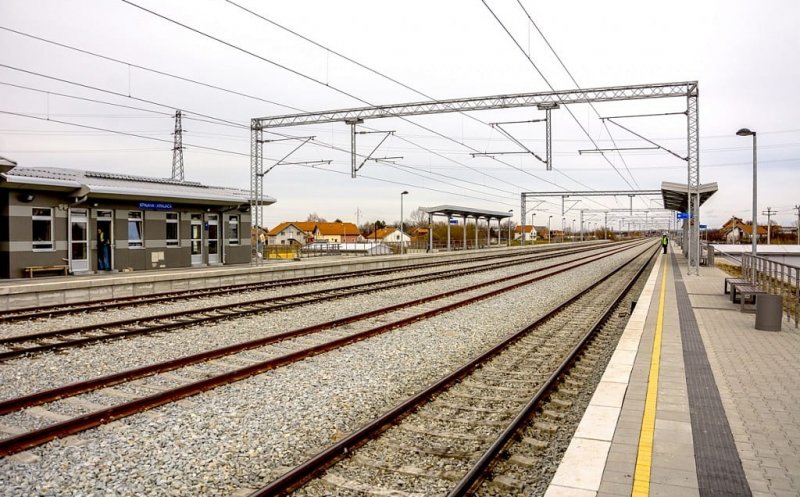 Modernizarea liniei de cale ferată Cluj-Oradea NU va fi gata în 2026. Ce se întâmplă cu banii din PNRR