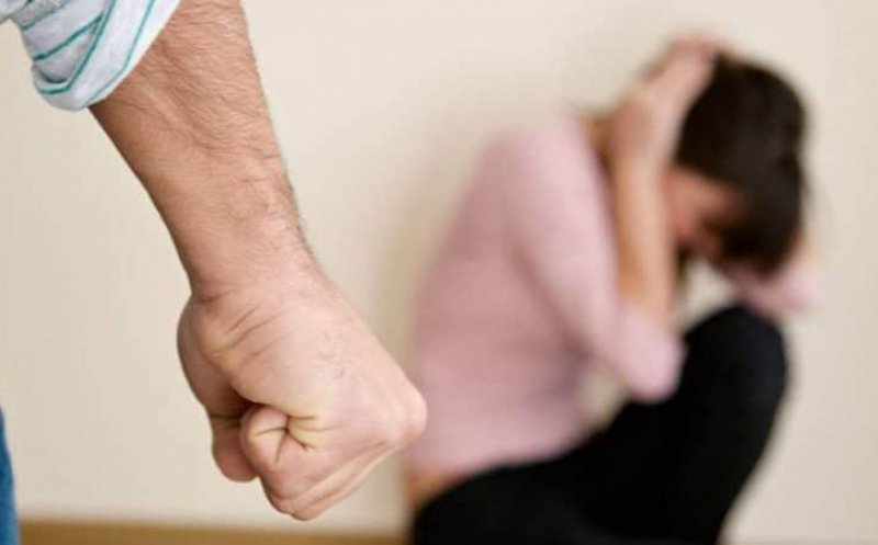 Femeie cu handicap psihic, forțată să se prostitueze în Cluj-Napoca. Agresorul a fost reținut de DIICOT